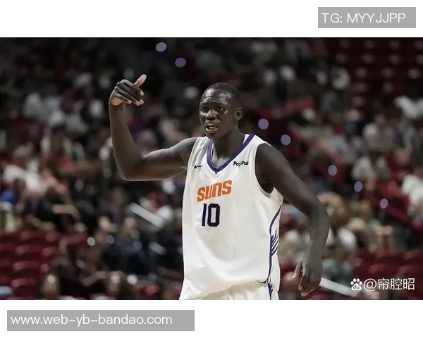 小杨冷遇不必焦虑贝利表现平平马卢阿奇出场有限首轮新秀机会稀缺 小杨冷遇不必焦虑贝利表现平平马卢阿奇出场有限首轮新秀机会稀缺